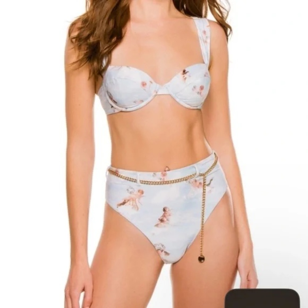 WeWoreWhat Angelic Print Bikini - White and Pink